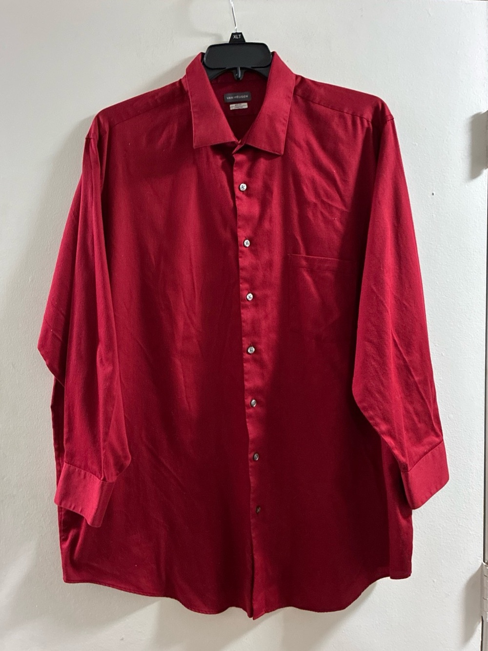 Van Heusen Men's Red Big Fit Stretch Button-Down Long Sleeve Shirt